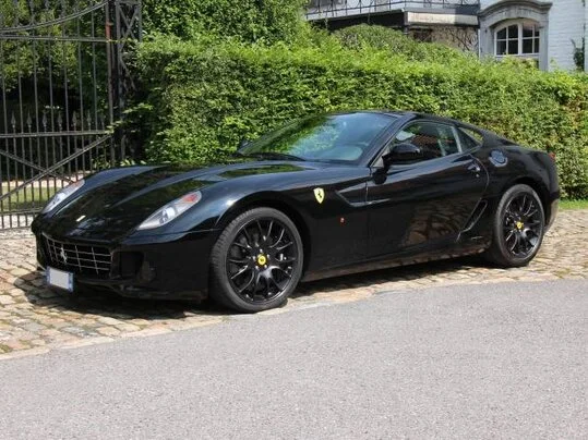 Noleggio Auto Officine Jolly